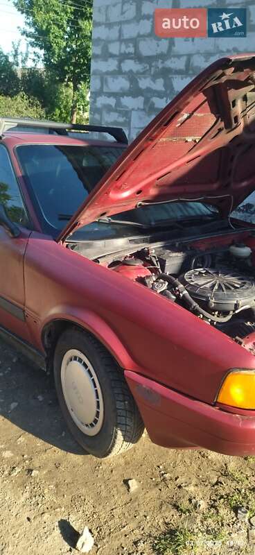 Седан Audi 80 1986 в Миронівці