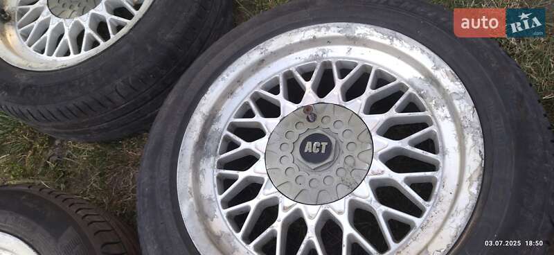 Седан Audi 80 1986 в Миронівці
