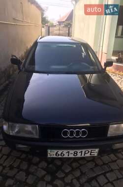 Седан Audi 80 1990 в Берегово