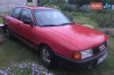 Седан Audi 80 1988 в Шумске
