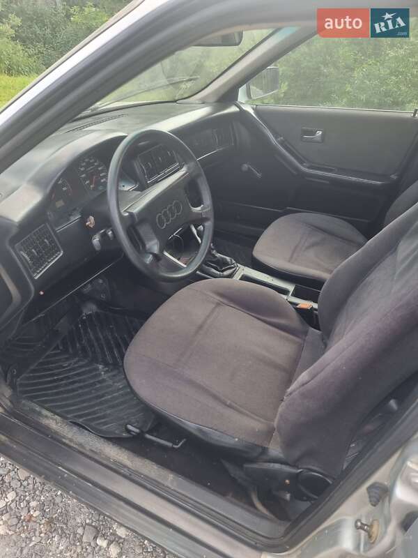 Седан Audi 80 1990 в Стебнику