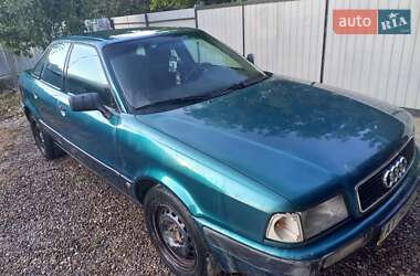Седан Audi 80 1993 в Косове