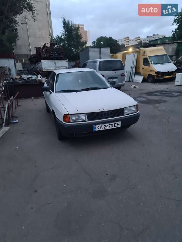 Седан Audi 80 1988 в 