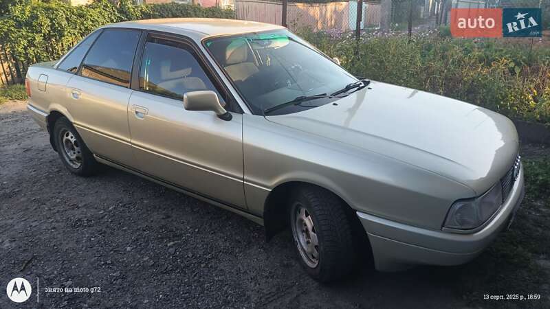 Седан Audi 80 1987 в Пирятине