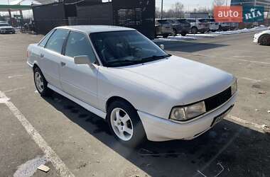 Седан Audi 80 1990 в  фото 3 Седан Audi 80 1990 в