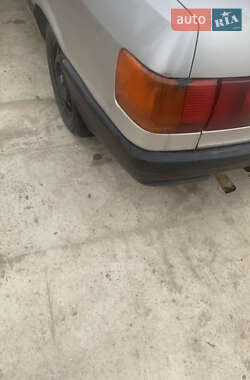 Седан Audi 80 1988 в  фото 6 Седан Audi 80 1988 в