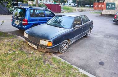 Седан Audi 80 1988 в Новояворівську