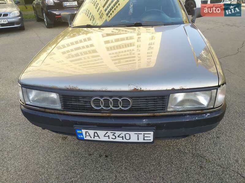 Седан Audi 80 1990 в Киеве