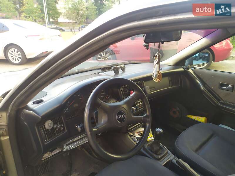 Седан Audi 80 1990 в Киеве