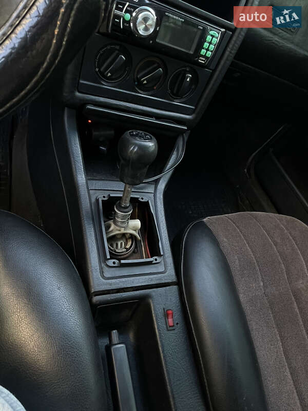 Седан Audi 80 1987 в Днепре