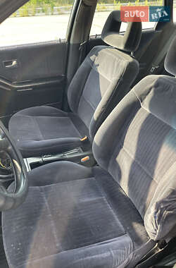 Седан Audi 80 1992 в 