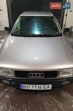 Седан Audi 80 1988 в Дружбі