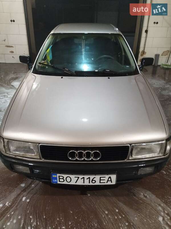 Седан Audi 80 1988 в Дружбе фото Седан Audi 80 1988 в Дружбе