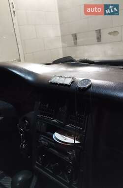 Седан Audi 80 1988 в 