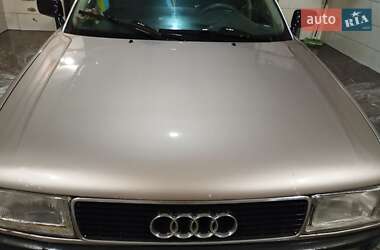 Седан Audi 80 1988 в 