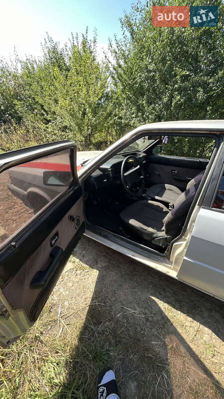 Седан Audi 80 1986 в Добровлянах фото 6 Седан Audi 80 1986 в Добровлянах