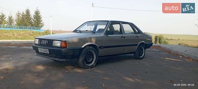 Седан Audi 80 1986 в Луцьку