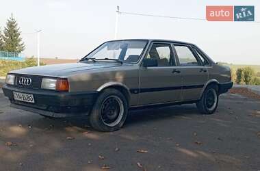 Седан Audi 80 1986 в 