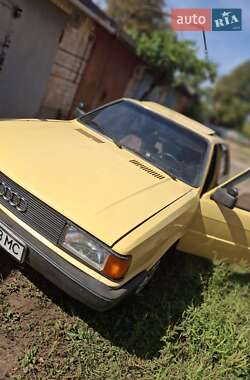 Седан Audi 80 1983 в Кривому Розі