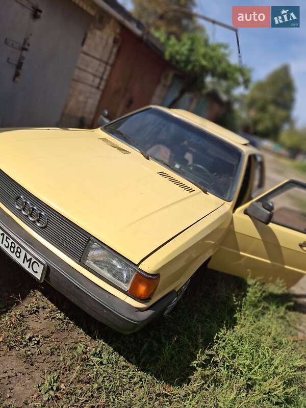 Седан Audi 80 1983 в 