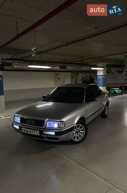 Седан Audi 80 1988 в Львові