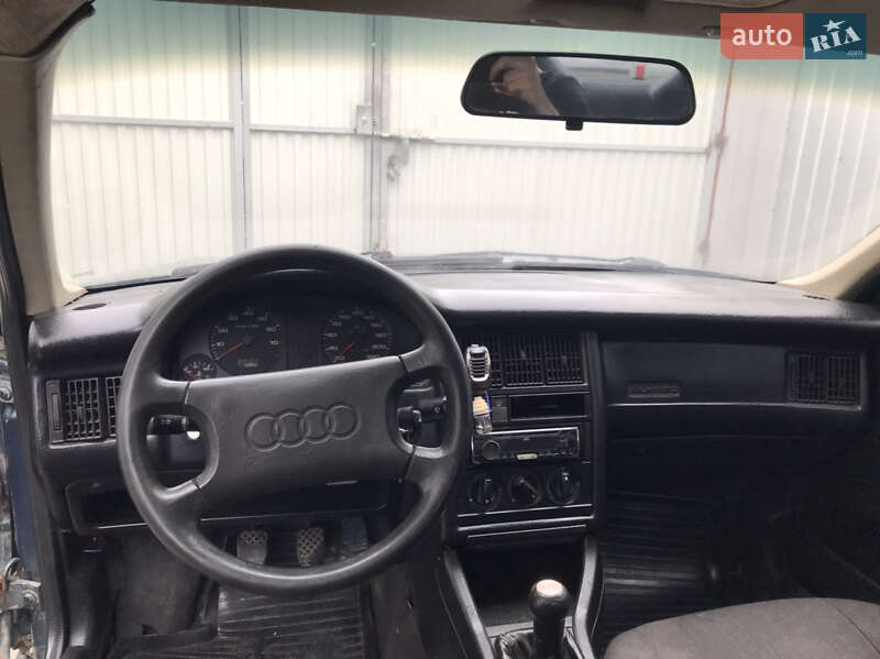 Седан Audi 80 1990 в Каменец-Подольском