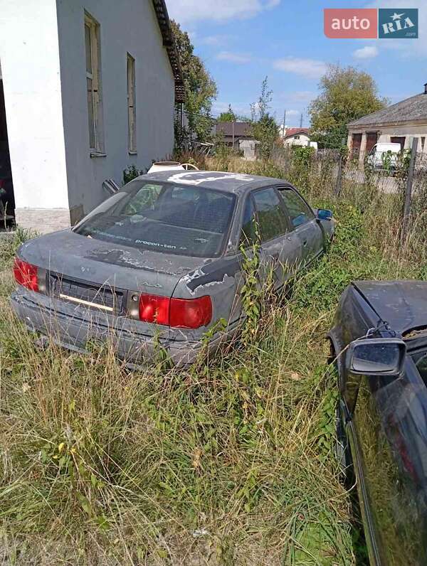 Седан Audi 80 1993 в Дрогобыче