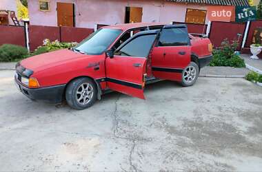 Седан Audi 80 1989 в Бурштині