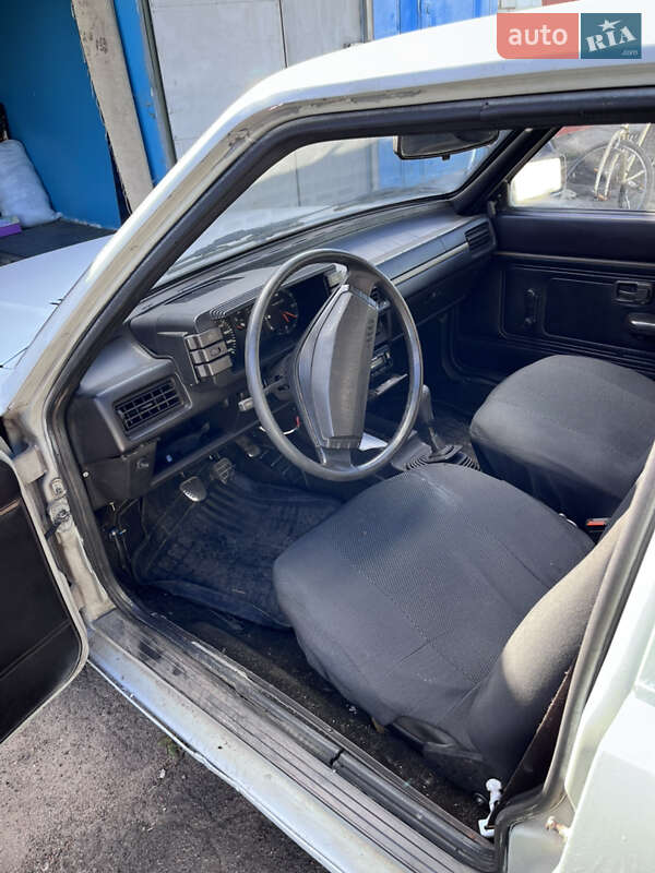 Седан Audi 80 1983 в Житомире фото 8 Седан Audi 80 1983 в Житомире