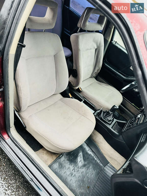 Седан Audi 80 1987 в Житомире
