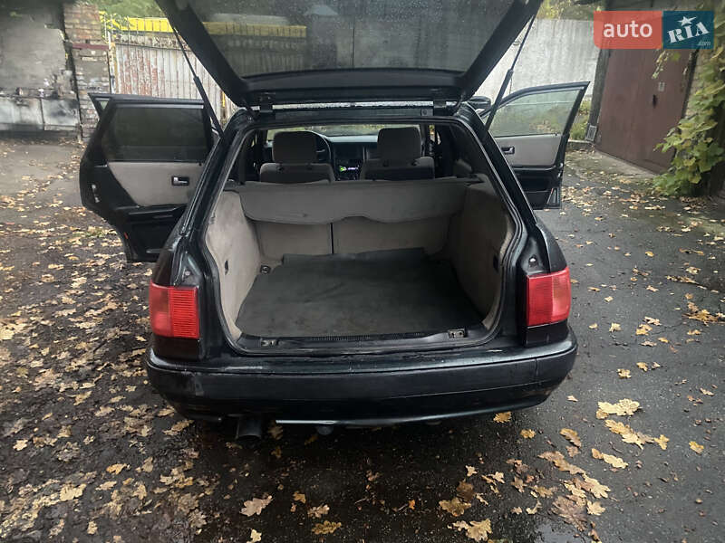 Універсал Audi 80 1993 в Києві