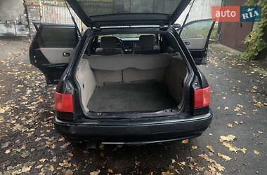 Универсал Audi 80 1993 в 