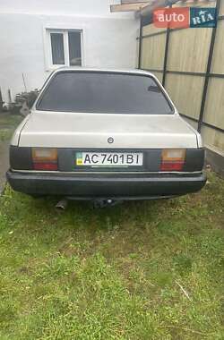 Седан Audi 80 1986 в Олевську