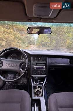 Седан Audi 80 1987 в 