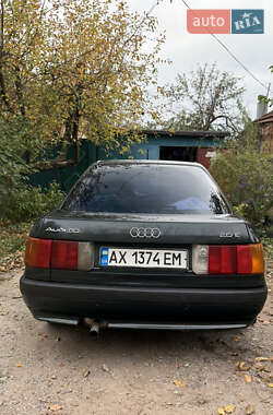 Седан Audi 80 1992 в 