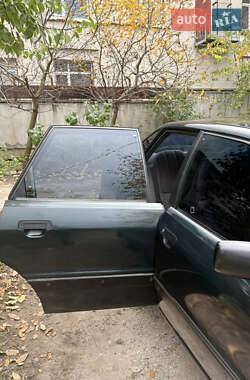 Седан Audi 80 1992 в 