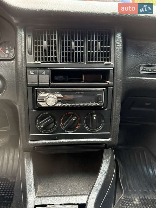 Седан Audi 80 1992 в Харькове фото 45 Седан Audi 80 1992 в Харькове