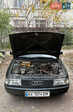 Седан Audi 80 1992 в 
