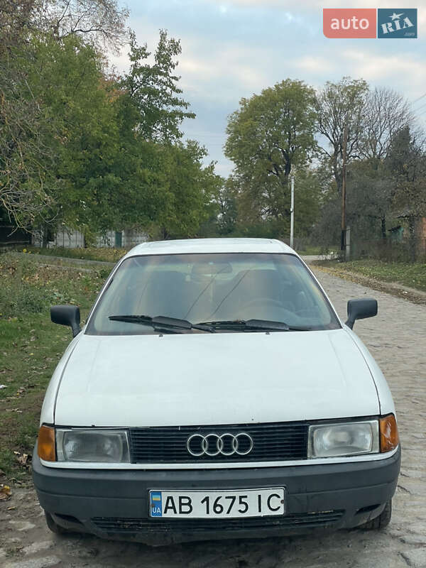 Седан Audi 80 1988 в Виннице