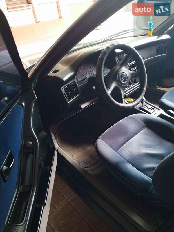 Седан Audi 80 1993 в Києві