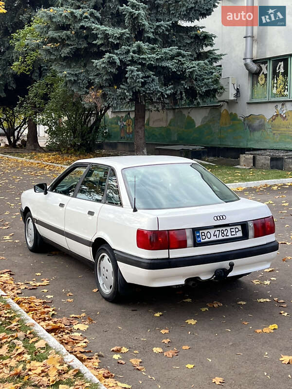 Седан Audi 80 1988 в Рівному