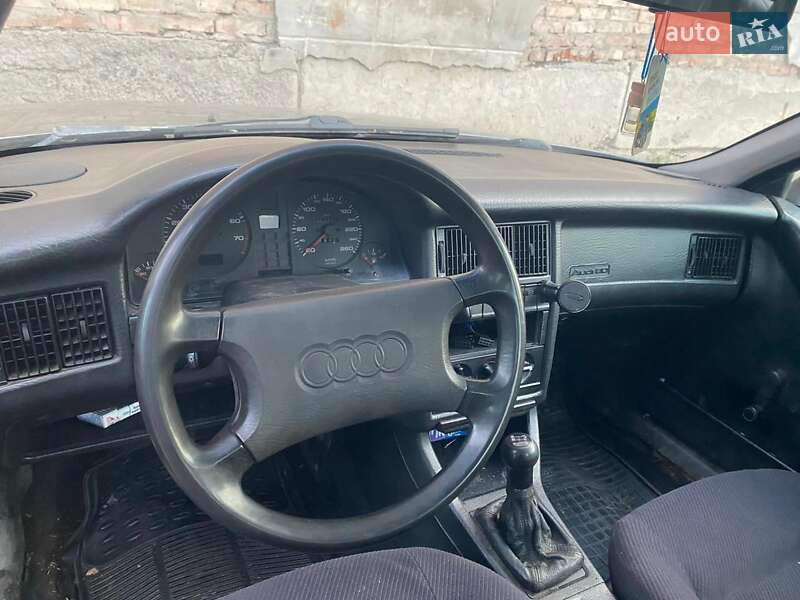 Седан Audi 80 1992 в Умани фото 7 Седан Audi 80 1992 в Умани