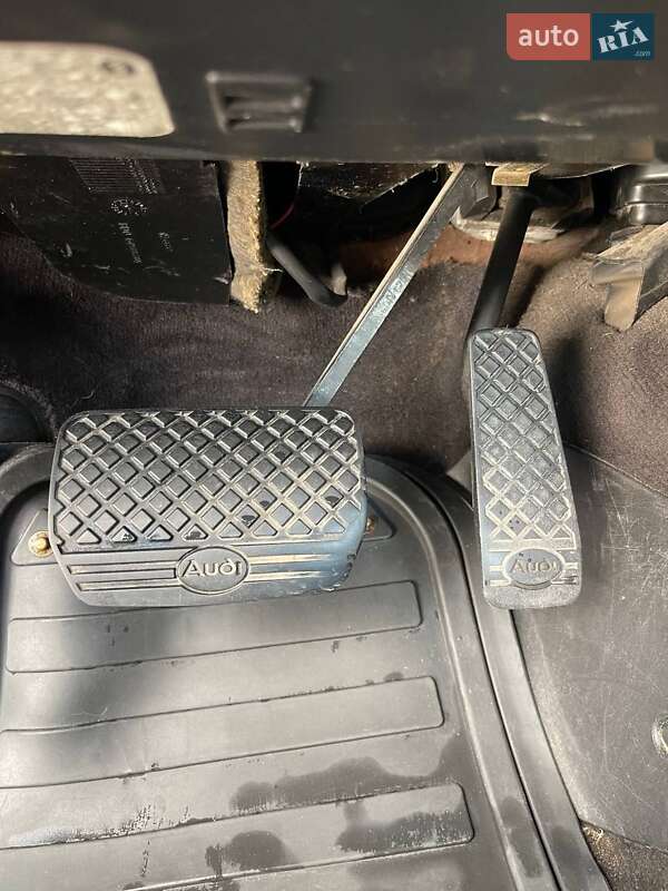 Седан Audi 80 1989 в Дніпрі