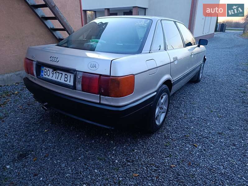 Седан Audi 80 1987 в Ланівці