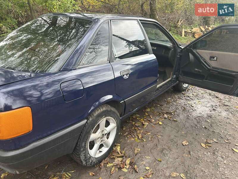 Седан Audi 80 1988 в Уланове фото 3 Седан Audi 80 1988 в Уланове