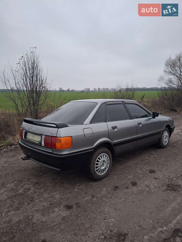 Седан Audi 80 1988 в Глухове фото 3 Седан Audi 80 1988 в Глухове