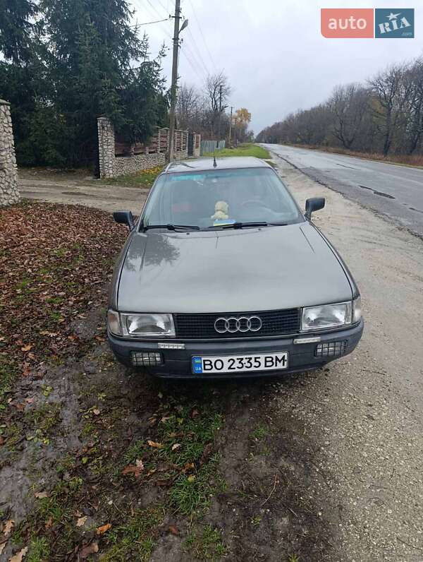 Седан Audi 80 1989 в Кременці
