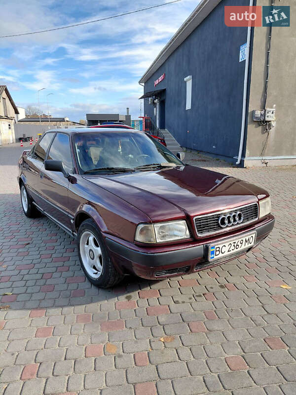 Седан Audi 80 1993 в Городку