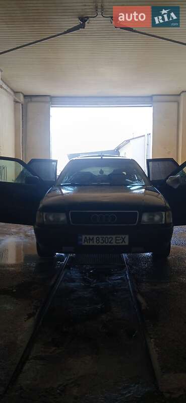 Седан Audi 80 1988 в Ровно