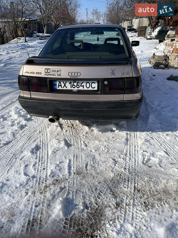 Седан Audi 80 1987 в Харькове